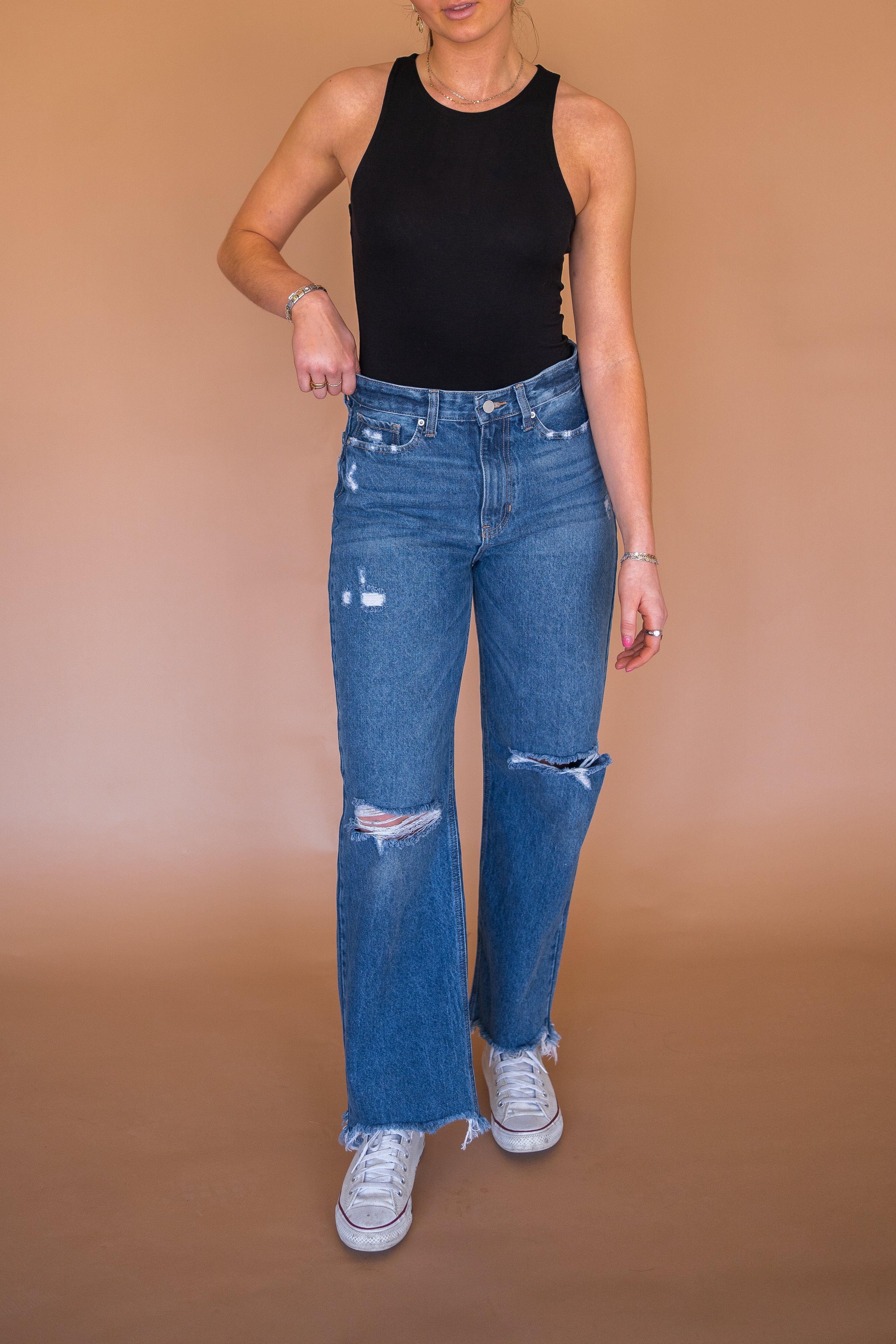 Mid Rise 90’s Straight Denim