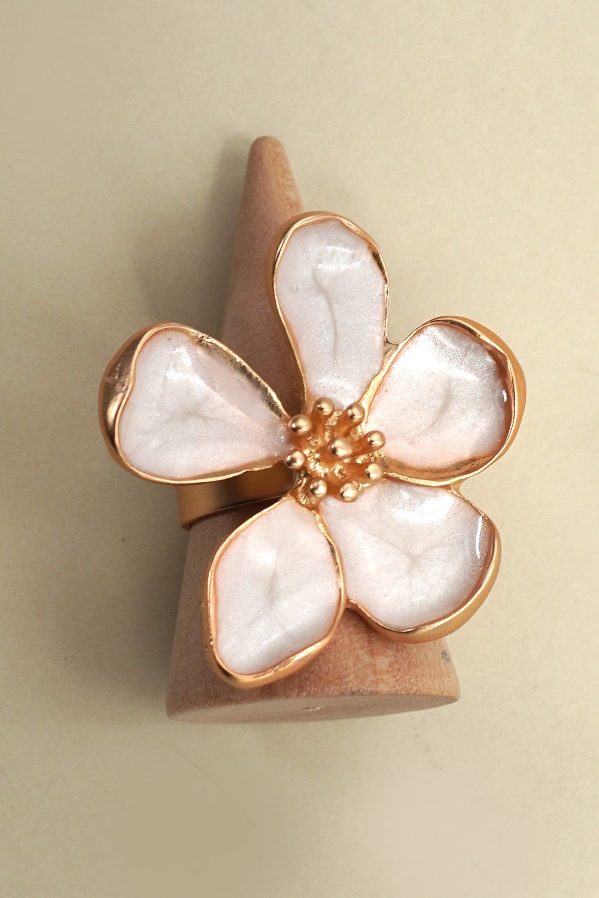 Muse’s Bloom Adjustable Ring