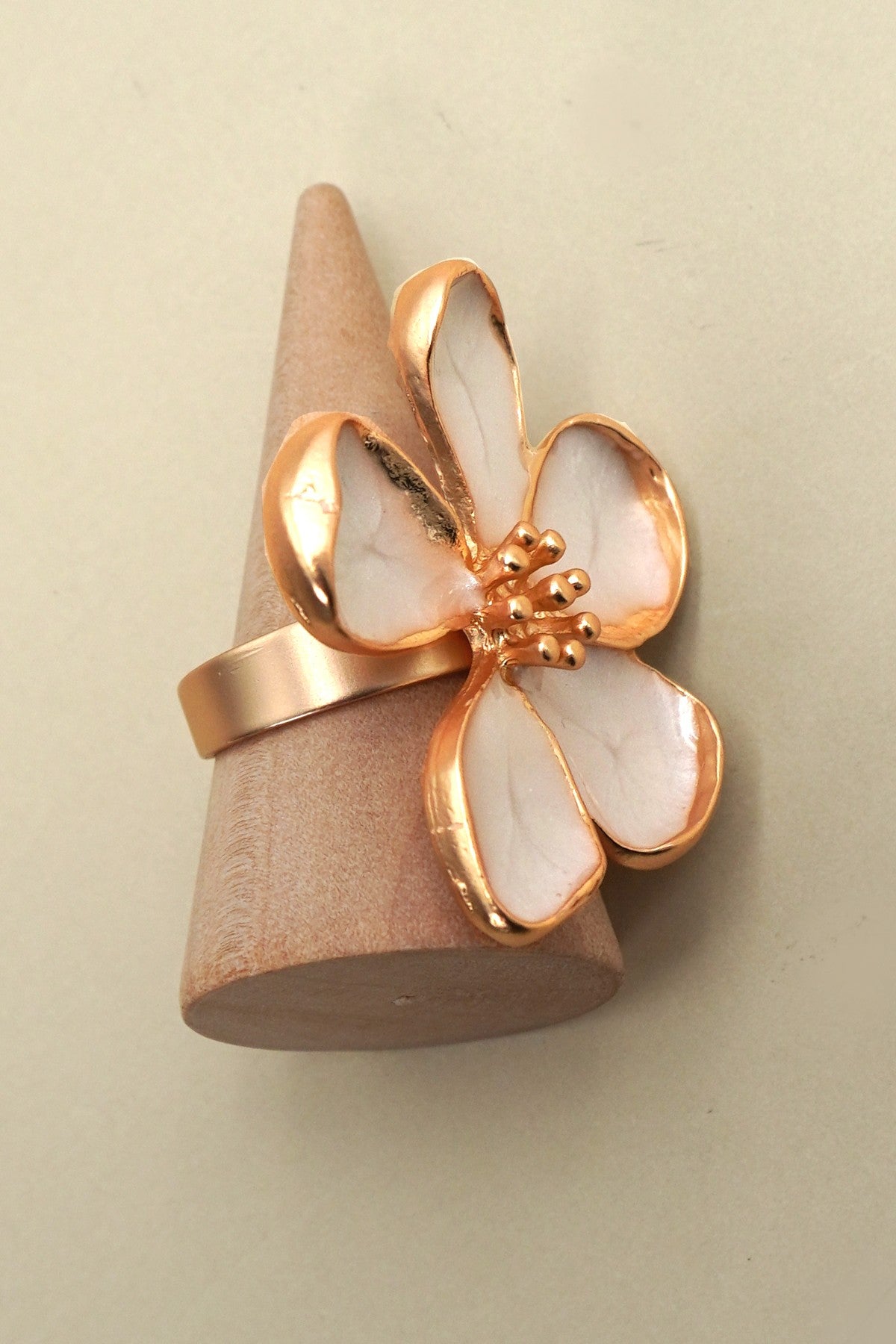 Muse’s Bloom Adjustable Ring