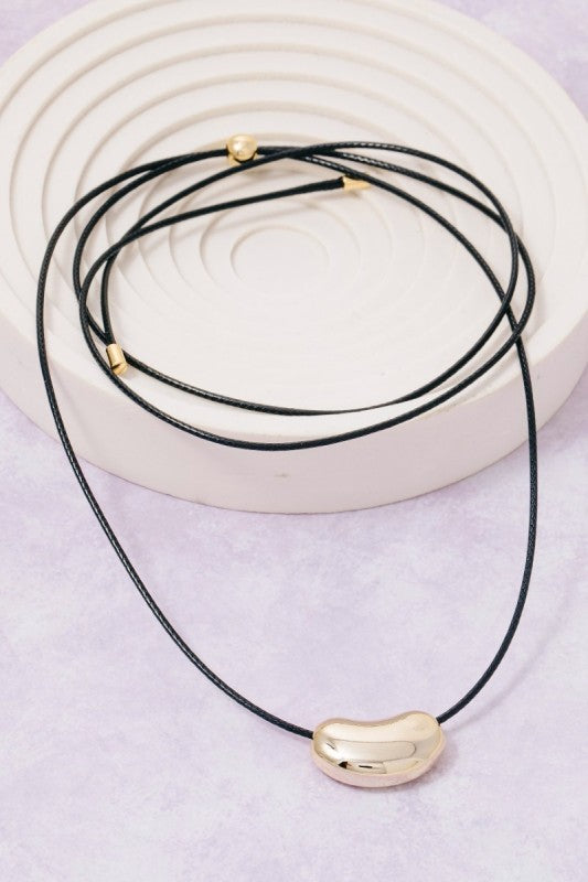 Abstract Luxe Pendant Necklace