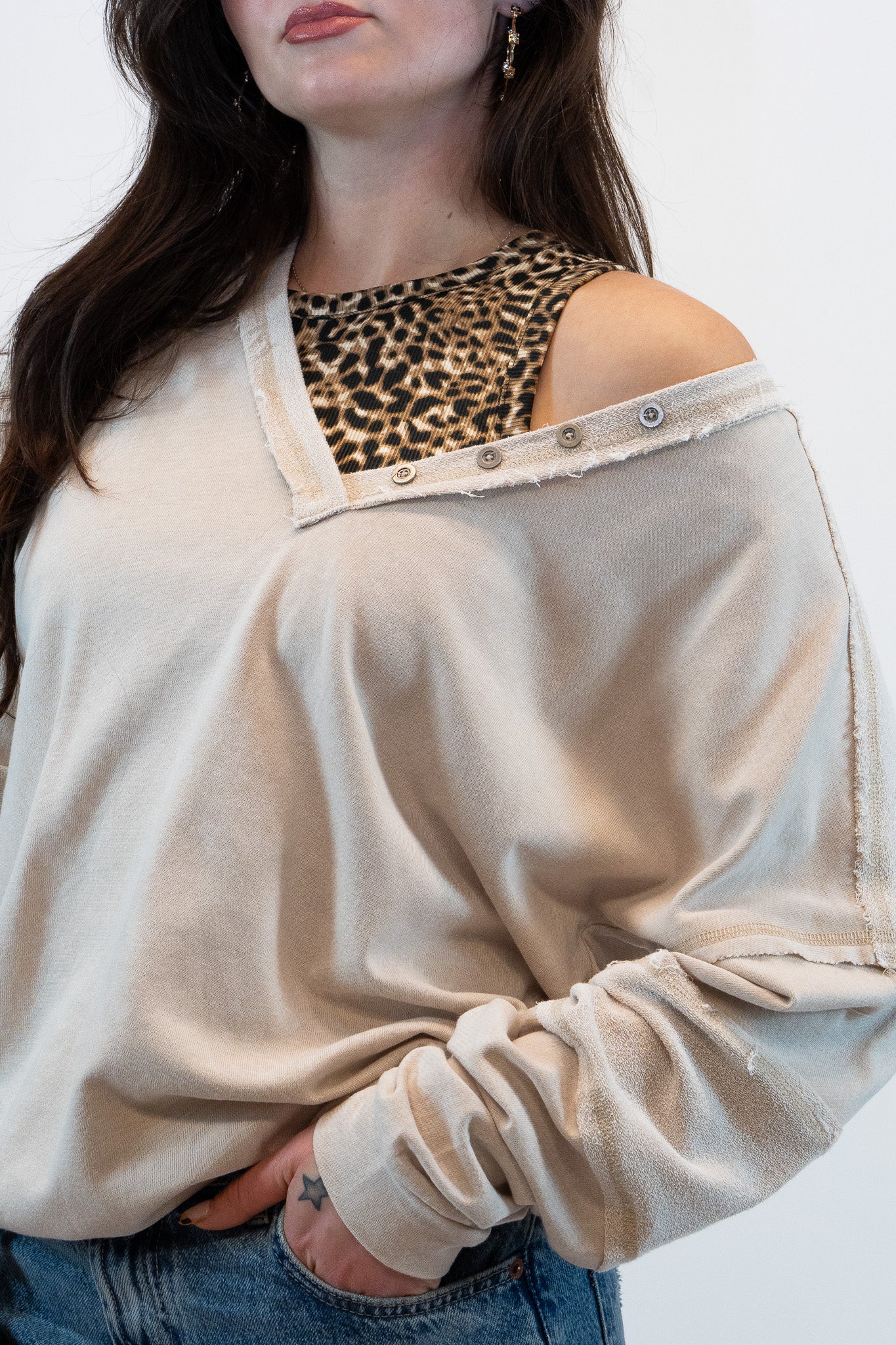 KEEPIN IT COZY OVERSIZED VNECK TOP