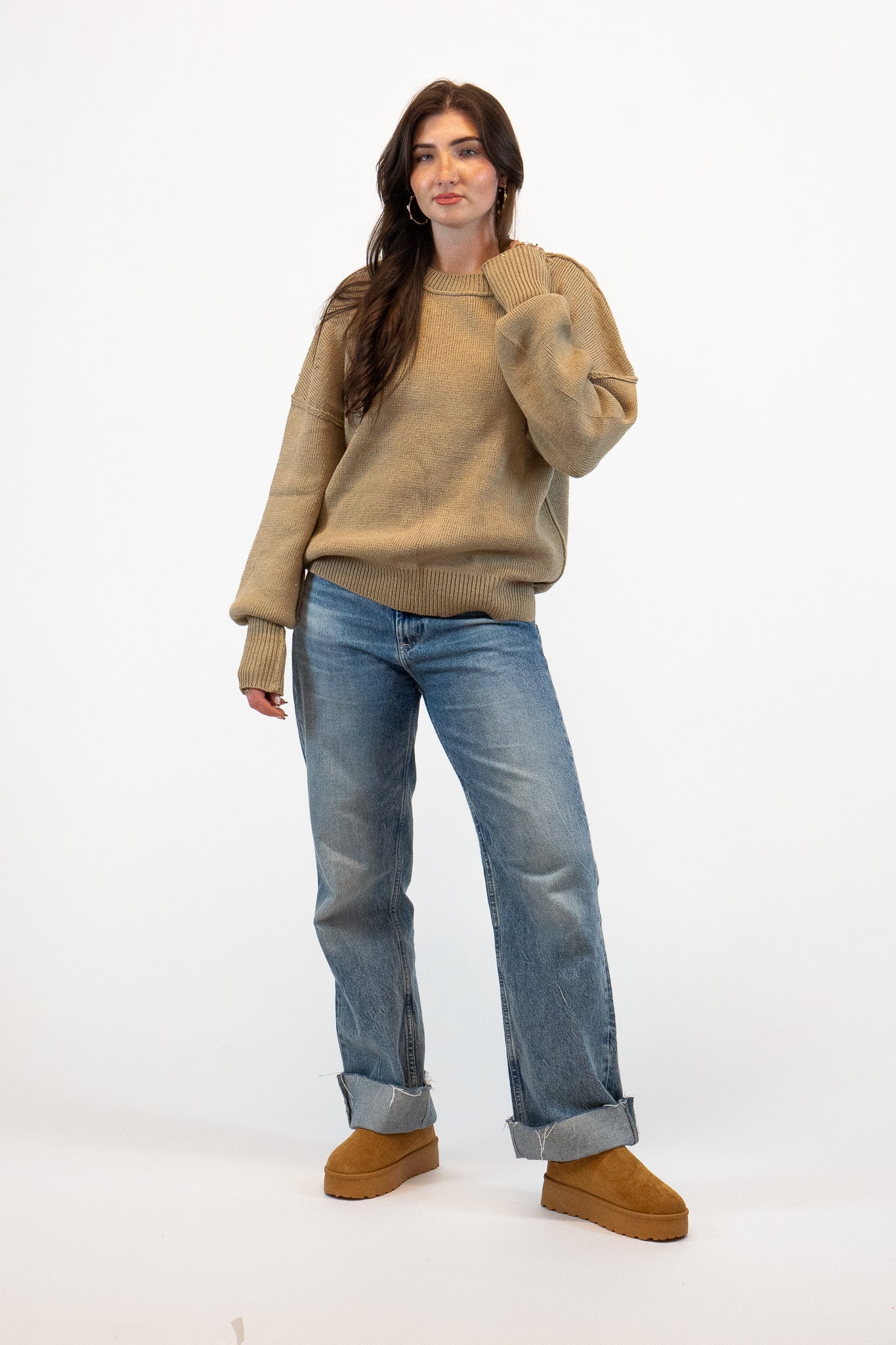 OVERSIZED COZY MOCHA LATTE SWEATER