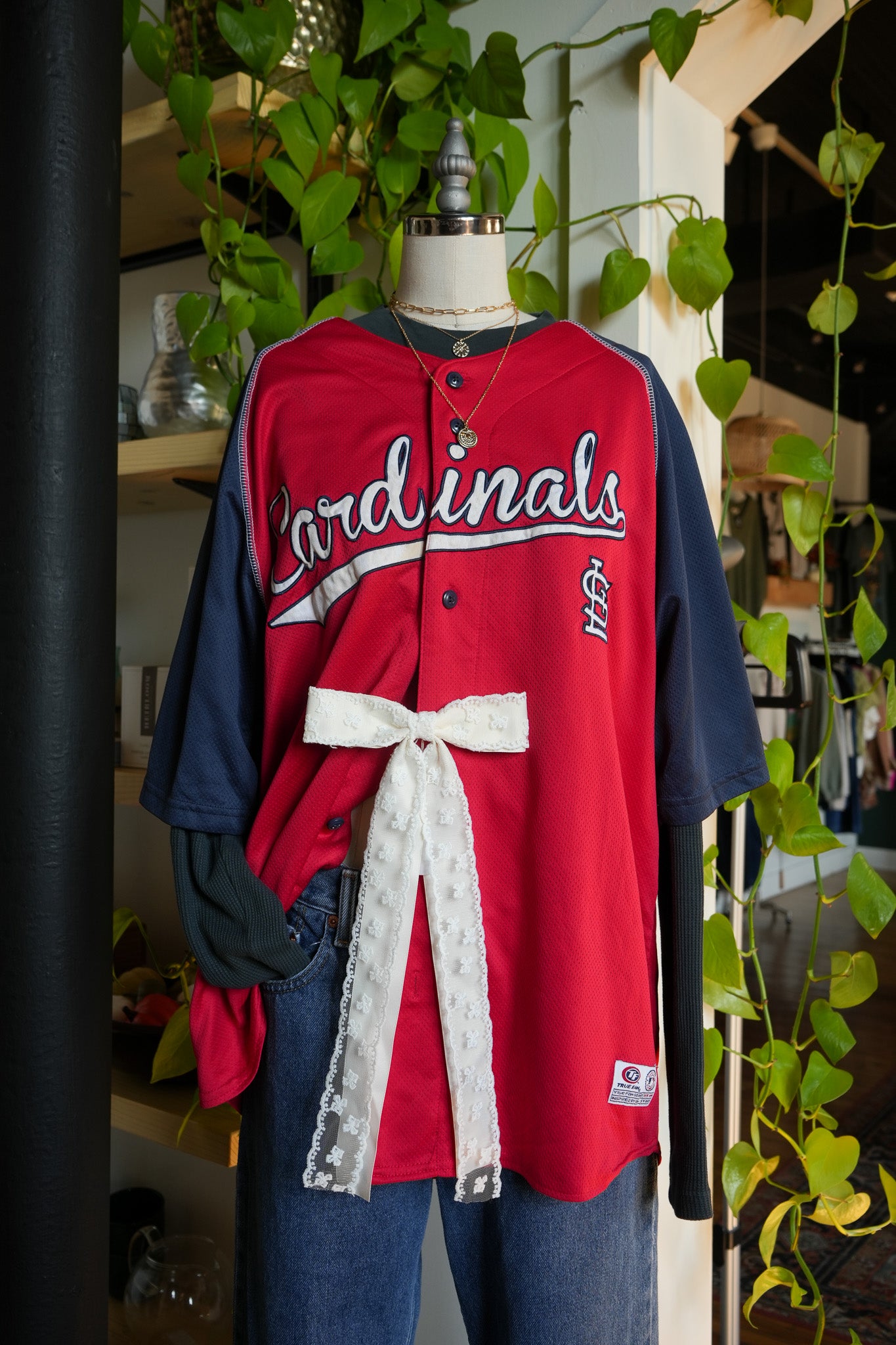 St. Louis Cardinals Button-Up Jersey – XL