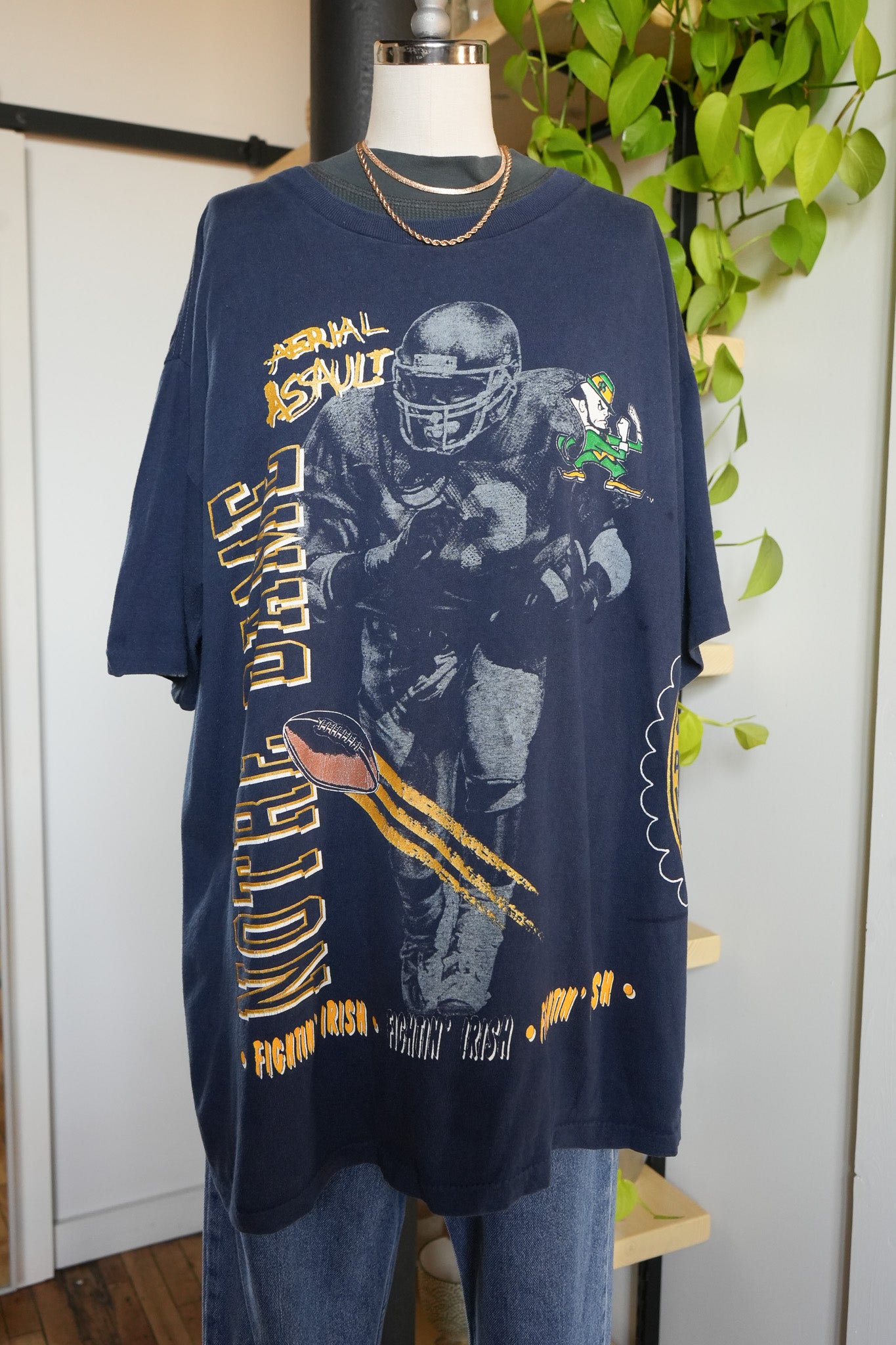 Vintage Glory – 90s Notre Dame Fighting Irish Tee (XL)
