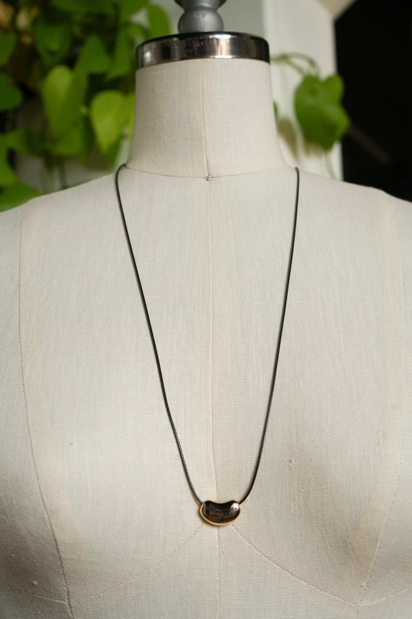 Abstract Luxe Pendant Necklace