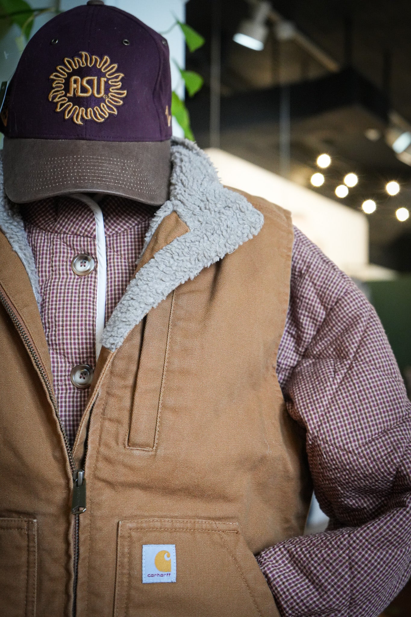 Vintage Carhartt Camel Women's Vest (M)