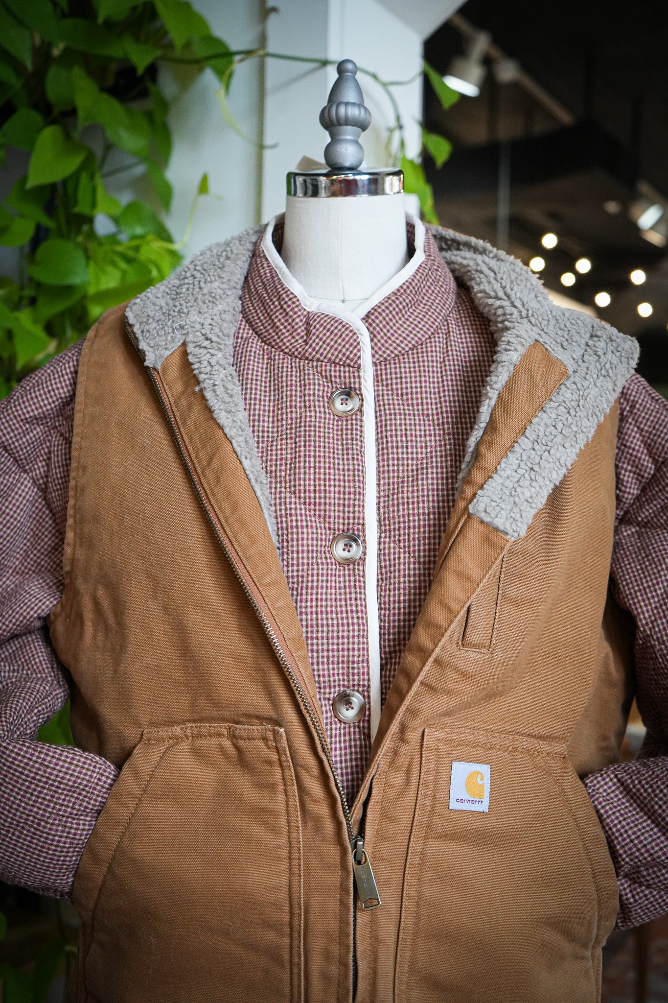 Vintage Carhartt Camel Women's Vest (M)