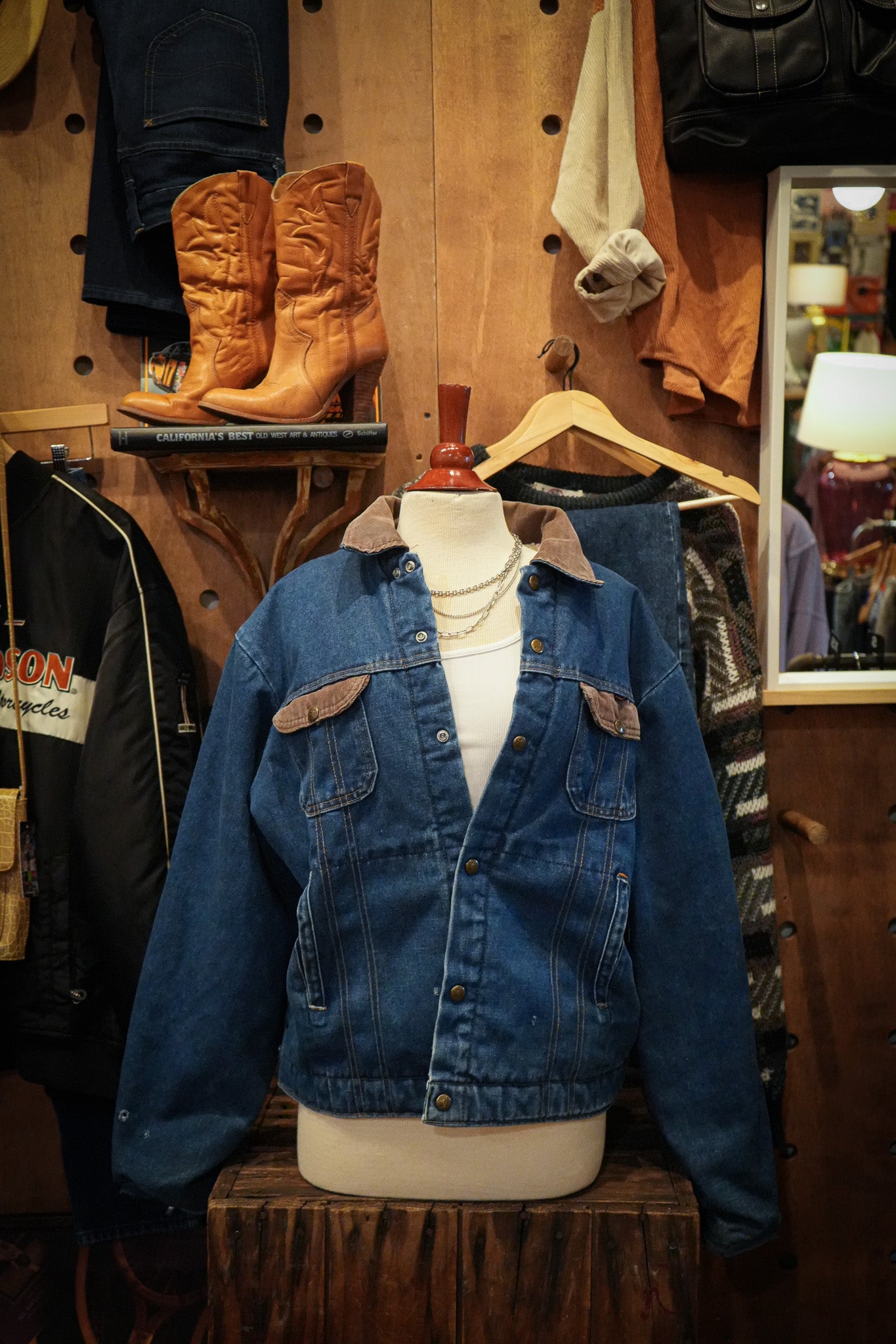 Vintage Sherpa-Lined Denim Jacket (M)