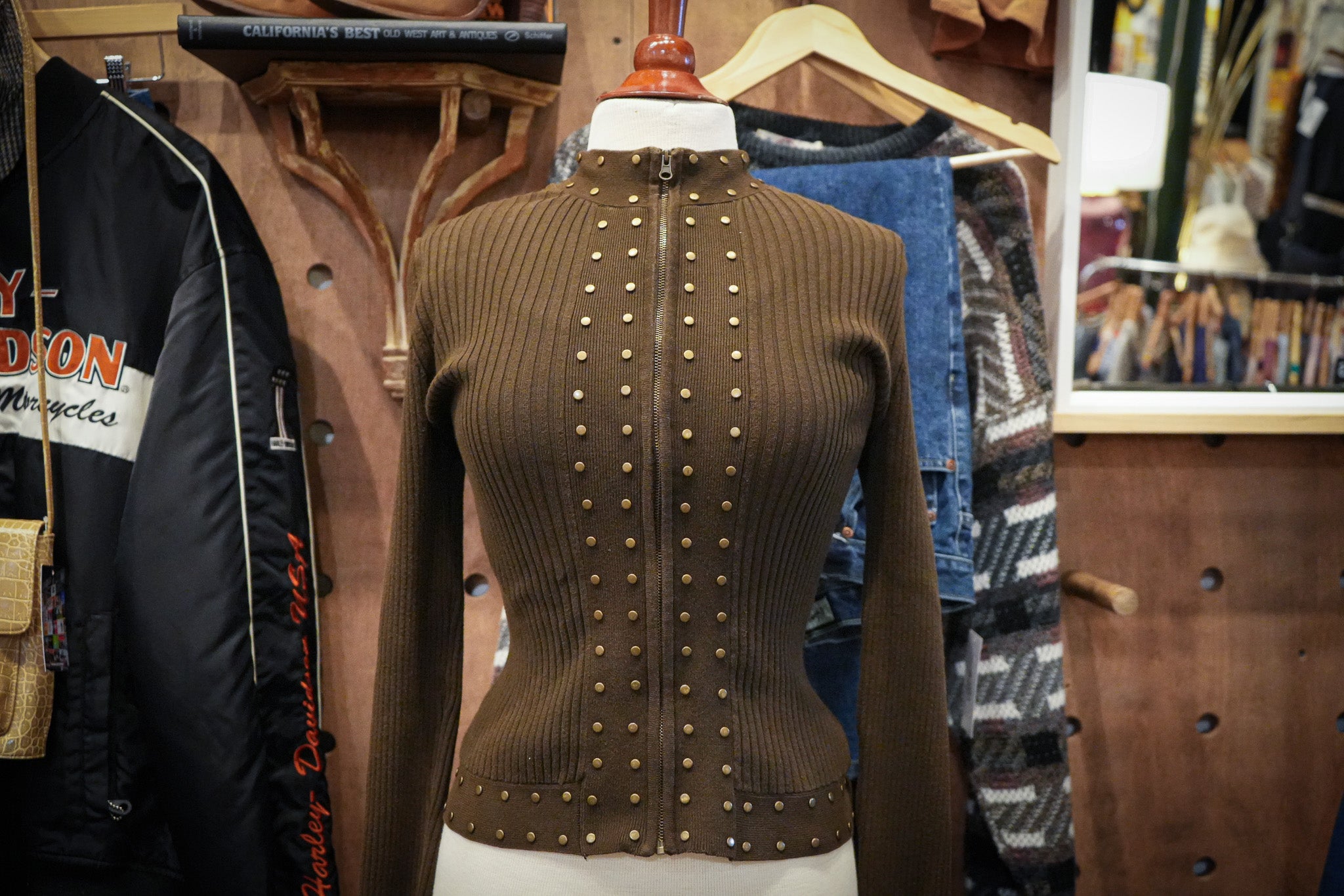 Vintage Ribbed Sweater with Brass Stud Details – Chocolate Brown (M)