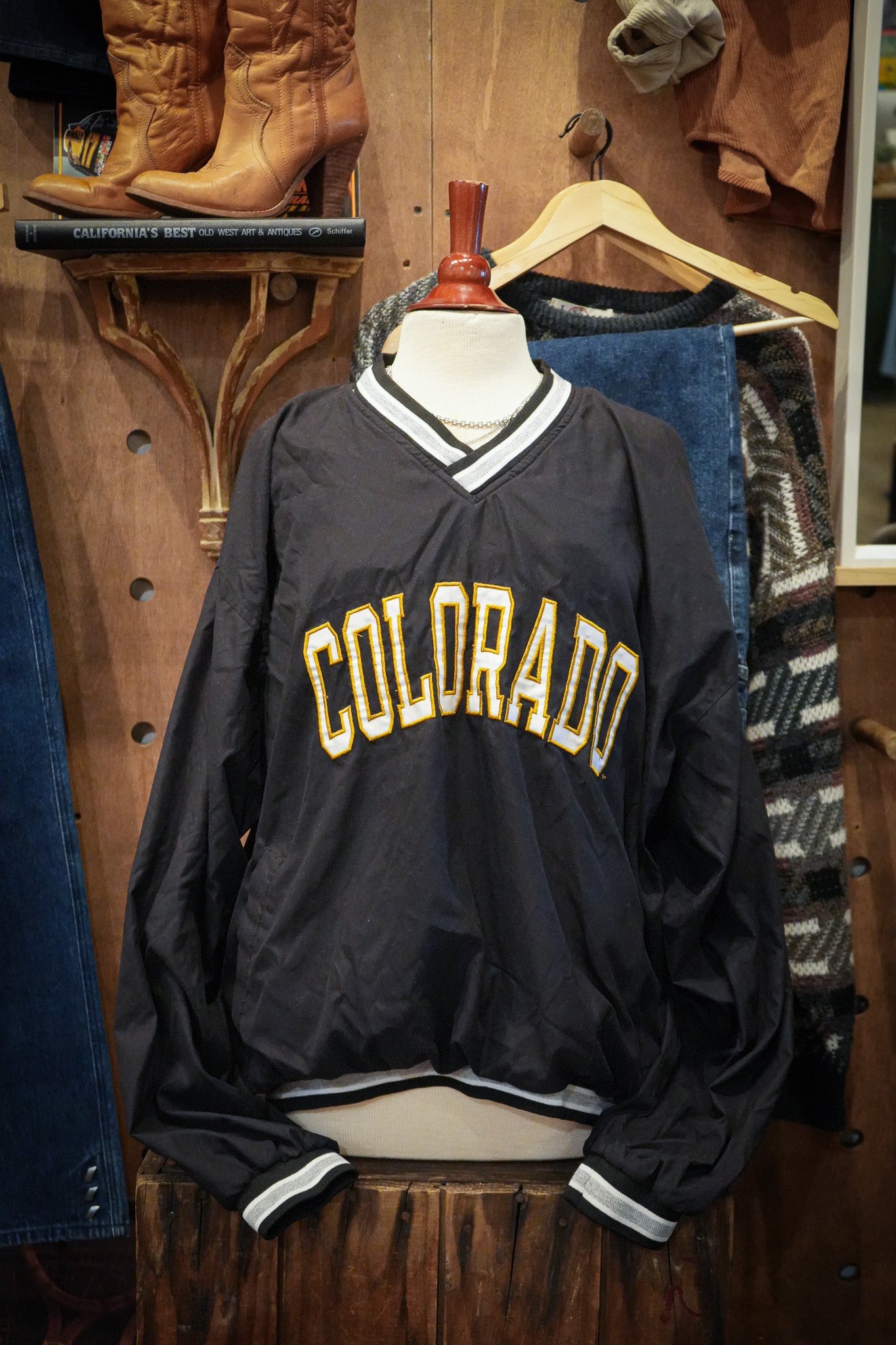 Vintage Colorado University Windbreaker – Black (XL)