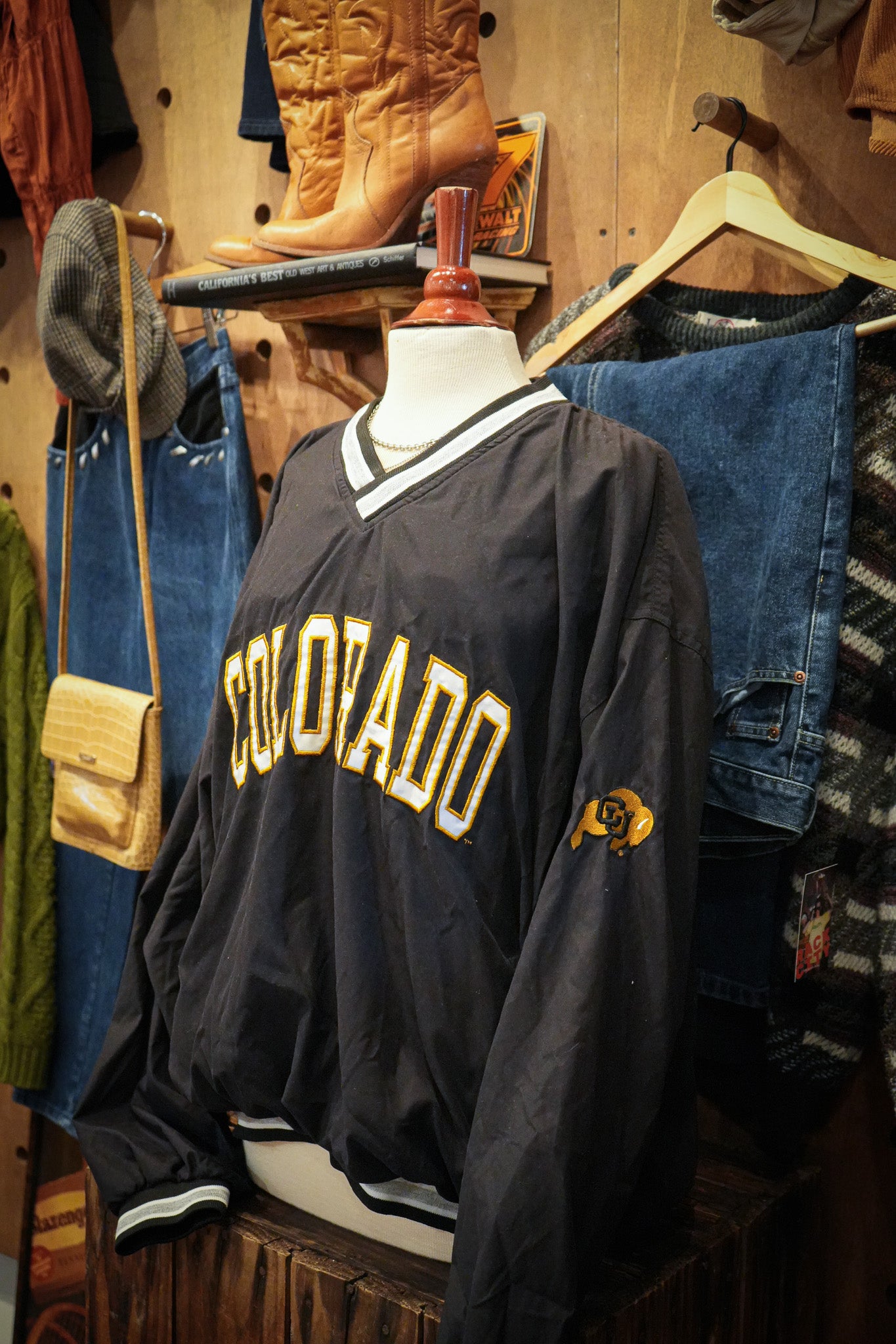 Vintage Colorado University Windbreaker – Black (XL)